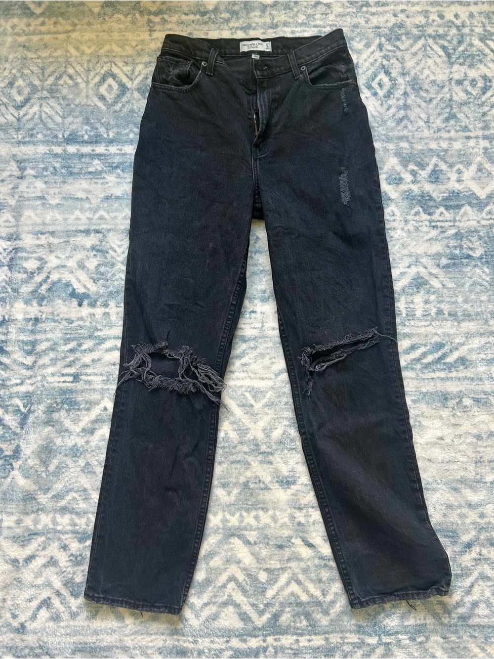 Abercrombie & Fitch Black Straight-Leg Distressed Jeans